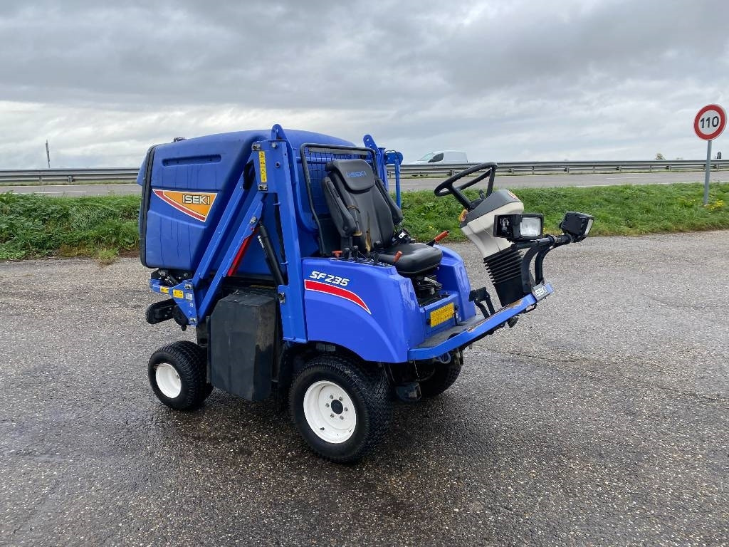 Iseki SF 235F 1er Main endommagée - Kosilica: slika Iseki SF 235F 1er Main endommagée - Kosilica Iseki SF 235F 1er Main endommagée - Kosilica: slika Iseki SF 235F 1er Main endommagée - Kosilica