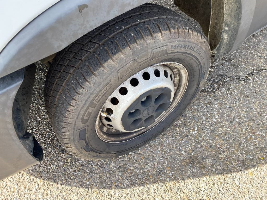 Podizna platforma montirana na kamion Iveco DAILY 35-140S / 2.3 Multijet 136-OIL&STEEL: slika Podizna platforma montirana na kamion Iveco DAILY 35-140S / 2.3 Multijet 136-OIL&STEEL Podizna platforma montirana na kamion Iveco DAILY 35-140S / 2.3 Multijet 136-OIL&STEEL: slika Podizna platforma montirana na kamion Iveco DAILY 35-140S / 2.3 Multijet 136-OIL&STEEL