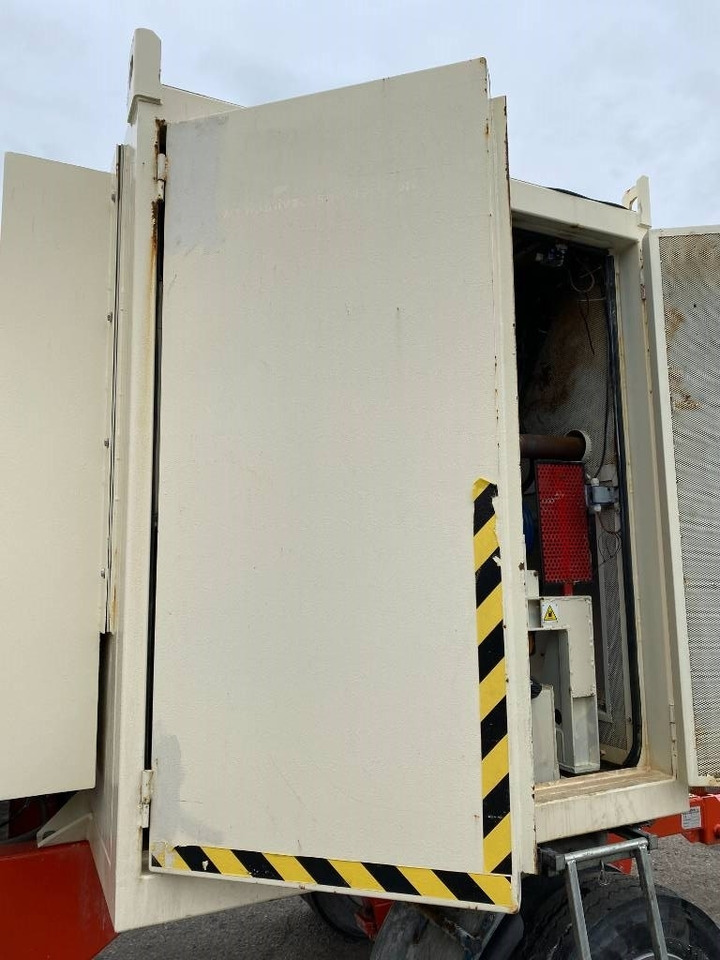 Kamper UNIVAC Aspirateur Mobile SC90DAV9AR-C: slika Kamper UNIVAC Aspirateur Mobile SC90DAV9AR-C Kamper UNIVAC Aspirateur Mobile SC90DAV9AR-C: slika Kamper UNIVAC Aspirateur Mobile SC90DAV9AR-C