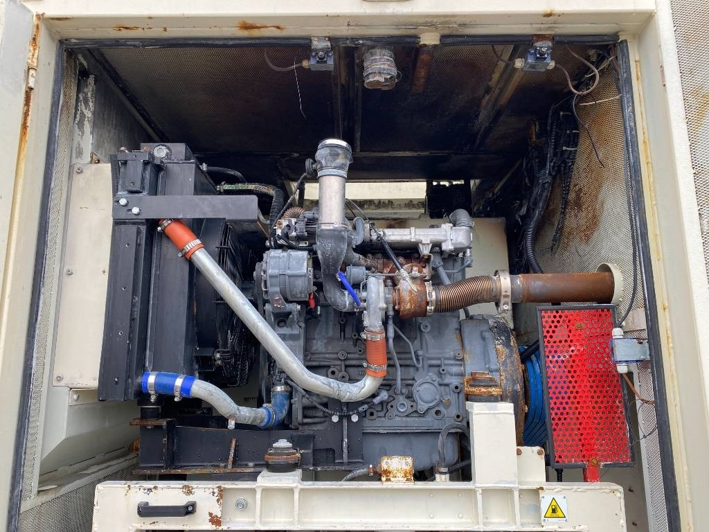 Kamper UNIVAC Aspirateur Mobile SC90DAV9AR-C: slika Kamper UNIVAC Aspirateur Mobile SC90DAV9AR-C Kamper UNIVAC Aspirateur Mobile SC90DAV9AR-C: slika Kamper UNIVAC Aspirateur Mobile SC90DAV9AR-C