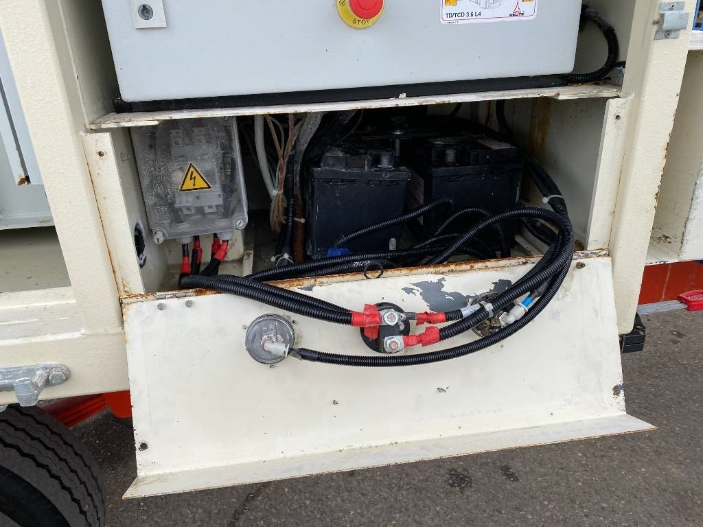 Kamper UNIVAC Aspirateur Mobile SC90DAV9AR-C: slika Kamper UNIVAC Aspirateur Mobile SC90DAV9AR-C Kamper UNIVAC Aspirateur Mobile SC90DAV9AR-C: slika Kamper UNIVAC Aspirateur Mobile SC90DAV9AR-C