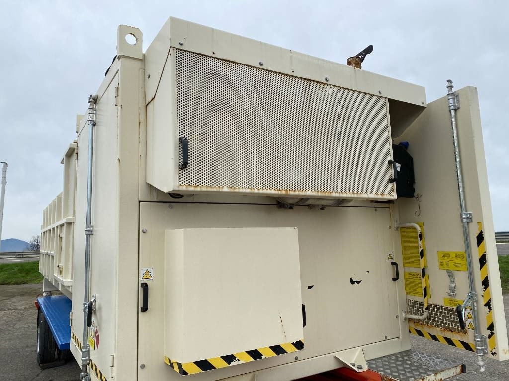 Kamper UNIVAC Aspirateur Mobile SC90DAV9AR-C: slika Kamper UNIVAC Aspirateur Mobile SC90DAV9AR-C Kamper UNIVAC Aspirateur Mobile SC90DAV9AR-C: slika Kamper UNIVAC Aspirateur Mobile SC90DAV9AR-C