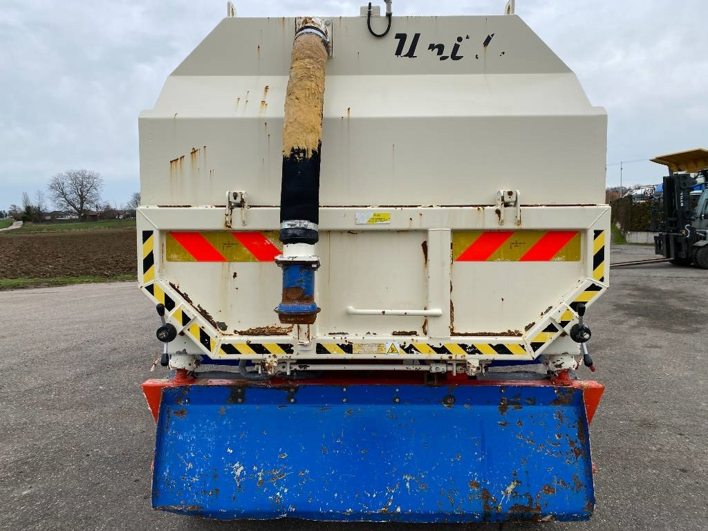 Kamper UNIVAC Aspirateur Mobile SC90DAV9AR-C: slika Kamper UNIVAC Aspirateur Mobile SC90DAV9AR-C Kamper UNIVAC Aspirateur Mobile SC90DAV9AR-C: slika Kamper UNIVAC Aspirateur Mobile SC90DAV9AR-C