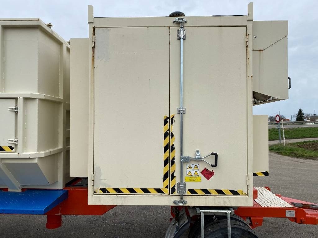 Kamper UNIVAC Aspirateur Mobile SC90DAV9AR-C: slika Kamper UNIVAC Aspirateur Mobile SC90DAV9AR-C Kamper UNIVAC Aspirateur Mobile SC90DAV9AR-C: slika Kamper UNIVAC Aspirateur Mobile SC90DAV9AR-C