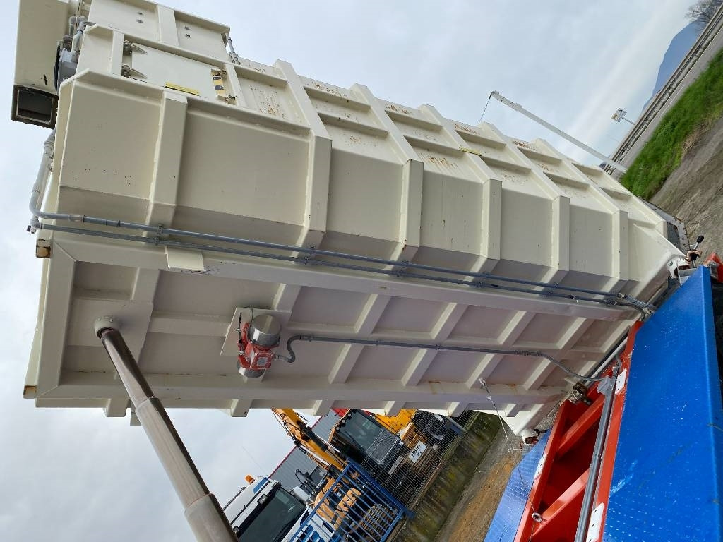 Kamper UNIVAC Aspirateur Mobile SC90DAV9AR-C: slika Kamper UNIVAC Aspirateur Mobile SC90DAV9AR-C Kamper UNIVAC Aspirateur Mobile SC90DAV9AR-C: slika Kamper UNIVAC Aspirateur Mobile SC90DAV9AR-C