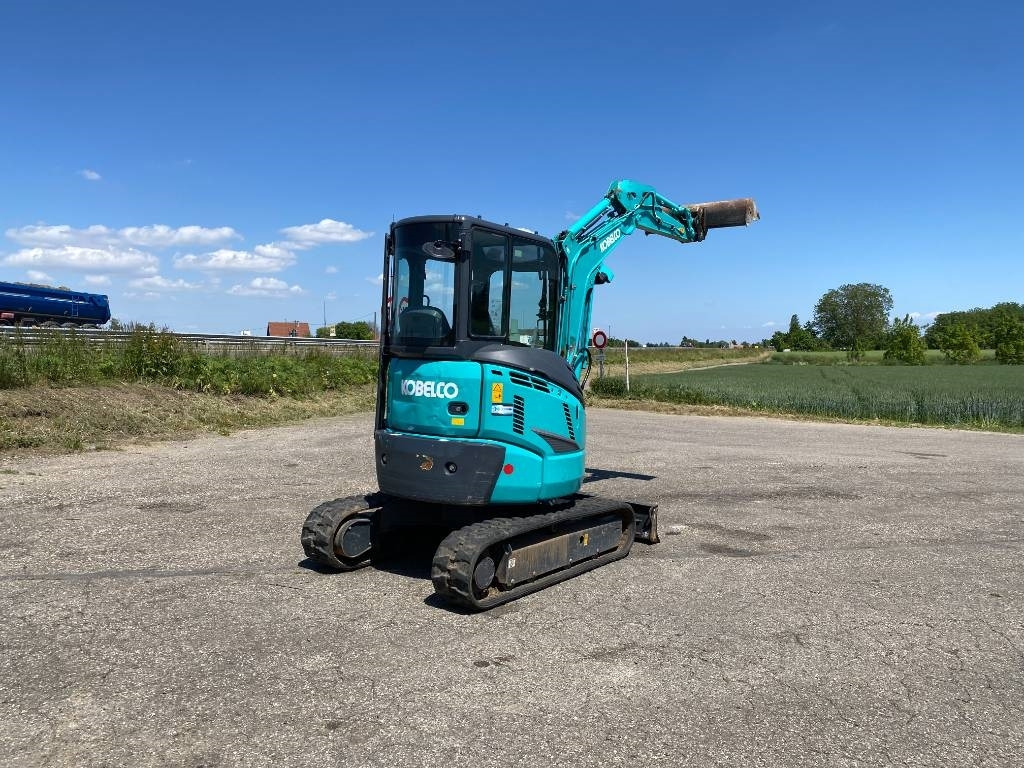 Kobelco SK28SR-6E 1er Main Origine Française endommagée - Mini bager: slika Kobelco SK28SR-6E 1er Main Origine Française endommagée - Mini bager Kobelco SK28SR-6E 1er Main Origine Française endommagée - Mini bager: slika Kobelco SK28SR-6E 1er Main Origine Française endommagée - Mini bager