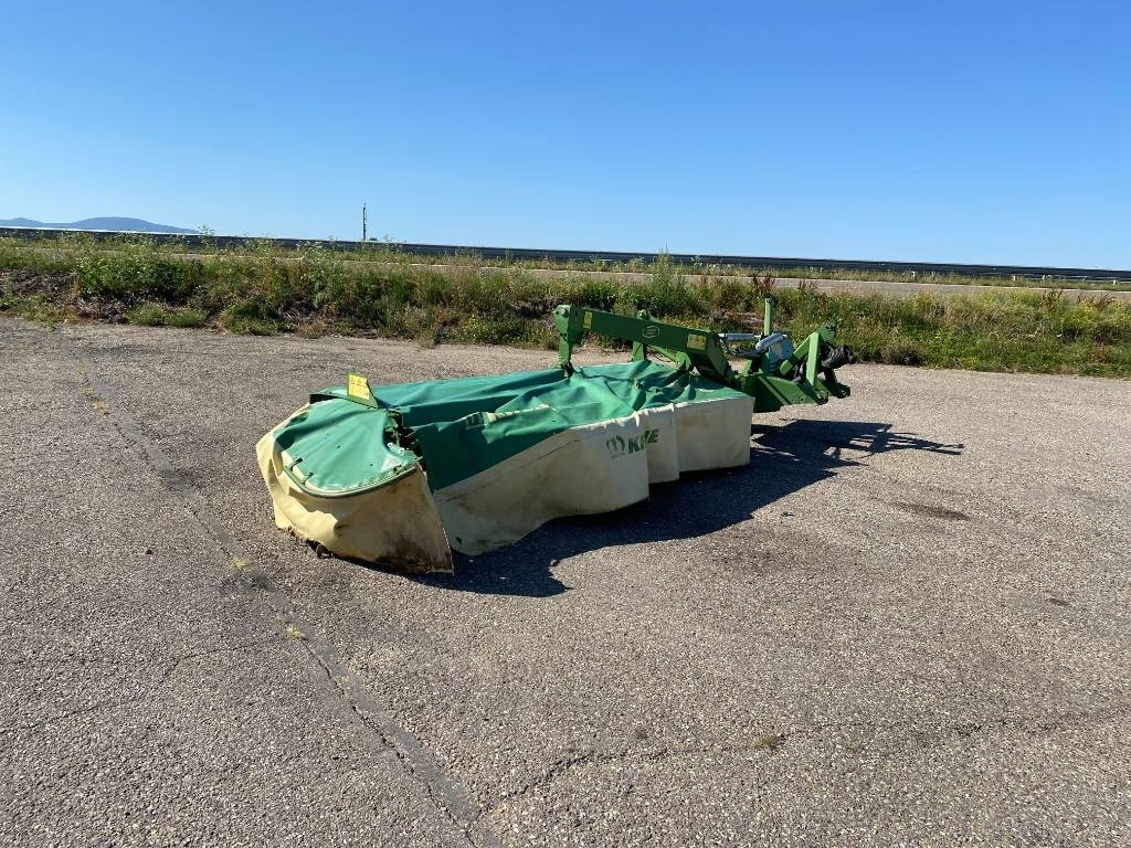 Krone EASY CUT R360 endommagé - Kosilica: slika Krone EASY CUT R360 endommagé - Kosilica Krone EASY CUT R360 endommagé - Kosilica: slika Krone EASY CUT R360 endommagé - Kosilica