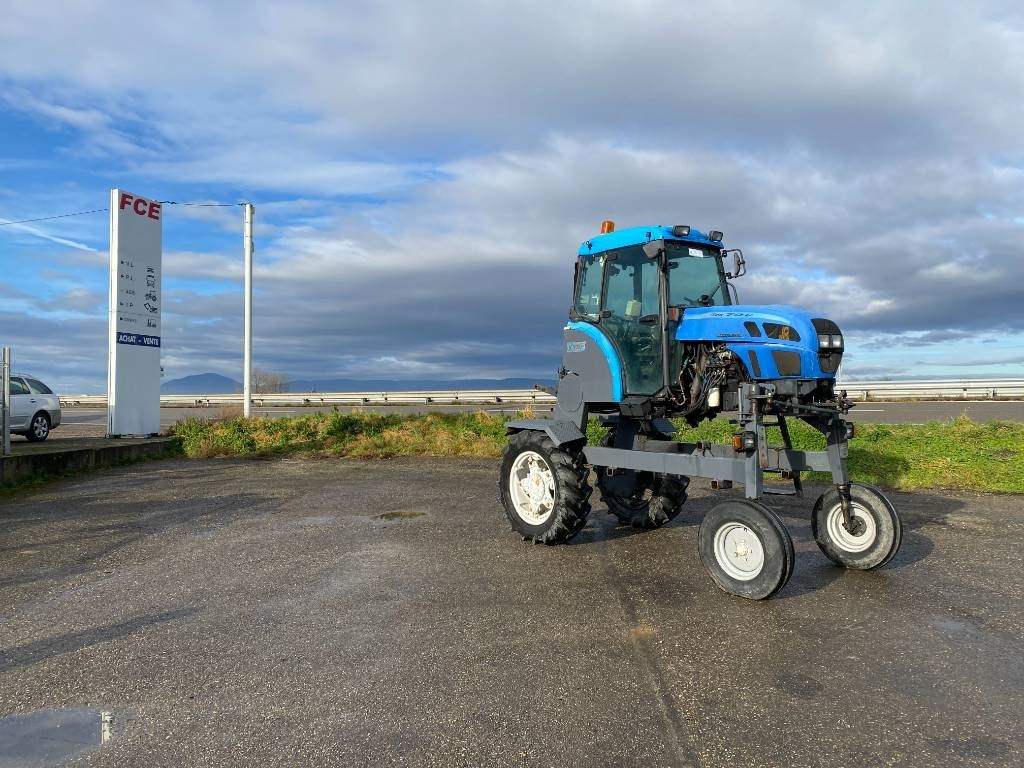 Landini REX R70V Enjambeur a Grand dégagement endommagé - Traktor: slika Landini REX R70V Enjambeur a Grand dégagement endommagé - Traktor Landini REX R70V Enjambeur a Grand dégagement endommagé - Traktor: slika Landini REX R70V Enjambeur a Grand dégagement endommagé - Traktor