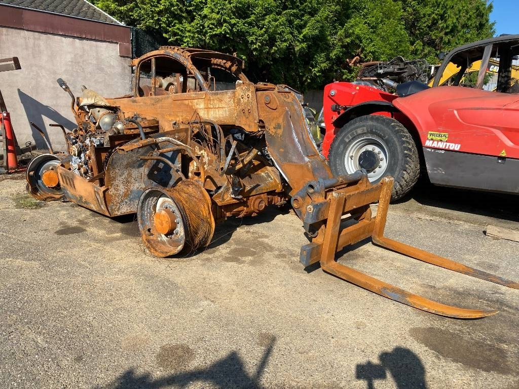 Manitou MLT 737 endommagé - Teleskopski rukovatelj: slika Manitou MLT 737 endommagé - Teleskopski rukovatelj Manitou MLT 737 endommagé - Teleskopski rukovatelj: slika Manitou MLT 737 endommagé - Teleskopski rukovatelj