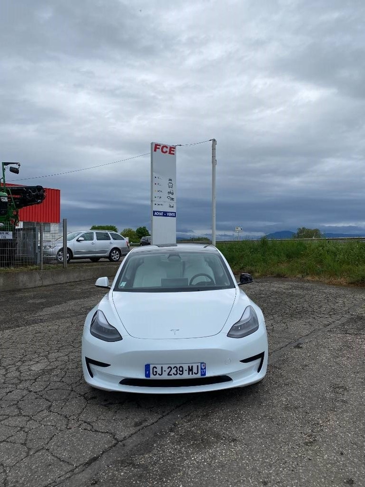 Tesla MODEL 3 5YJ3 - Rwd-Carte Grise Française endommagé - Automobil: slika Tesla MODEL 3 5YJ3 - Rwd-Carte Grise Française endommagé - Automobil Tesla MODEL 3 5YJ3 - Rwd-Carte Grise Française endommagé - Automobil: slika Tesla MODEL 3 5YJ3 - Rwd-Carte Grise Française endommagé - Automobil