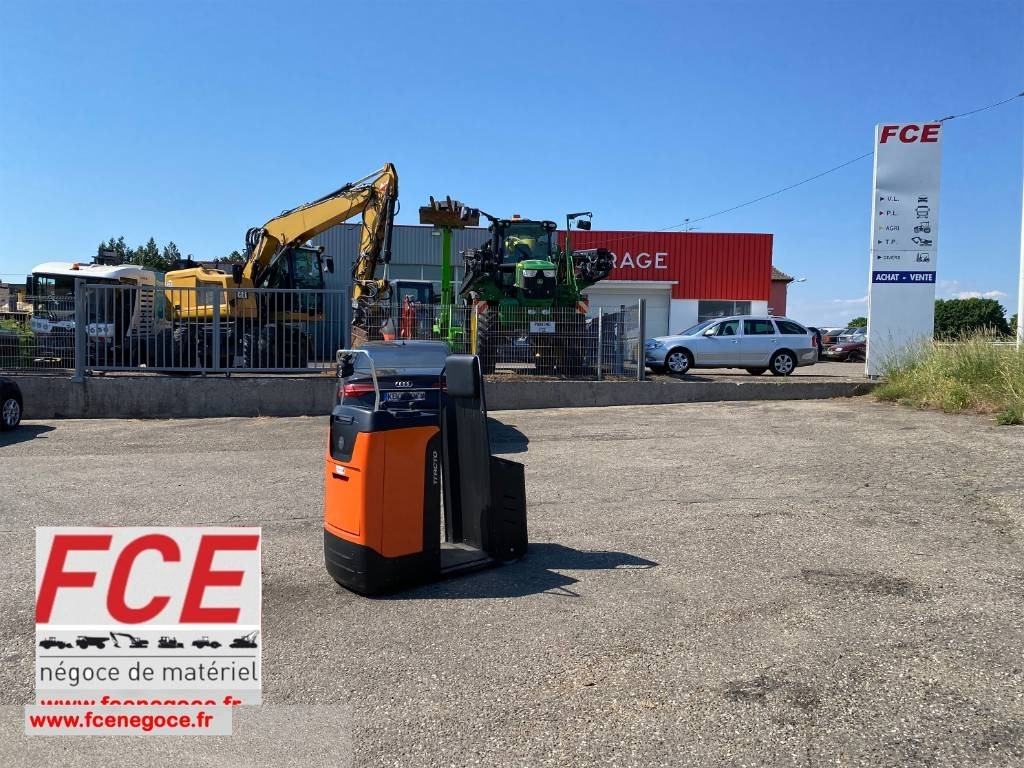 Toyota BT/MOVIT TSE 150-708 1er MAIN endommagé - Vučni traktor: slika Toyota BT/MOVIT TSE 150-708 1er MAIN endommagé - Vučni traktor Toyota BT/MOVIT TSE 150-708 1er MAIN endommagé - Vučni traktor: slika Toyota BT/MOVIT TSE 150-708 1er MAIN endommagé - Vučni traktor