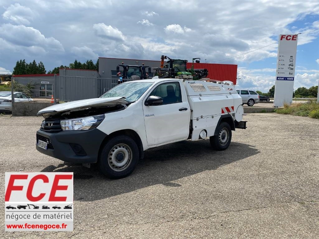 Toyota HILUX 2.4 D4D /MINIMAX COMBINE LONGWAY endommagé - Vakum kamion: slika Toyota HILUX 2.4 D4D /MINIMAX COMBINE LONGWAY endommagé - Vakum kamion Toyota HILUX 2.4 D4D /MINIMAX COMBINE LONGWAY endommagé - Vakum kamion: slika Toyota HILUX 2.4 D4D /MINIMAX COMBINE LONGWAY endommagé - Vakum kamion