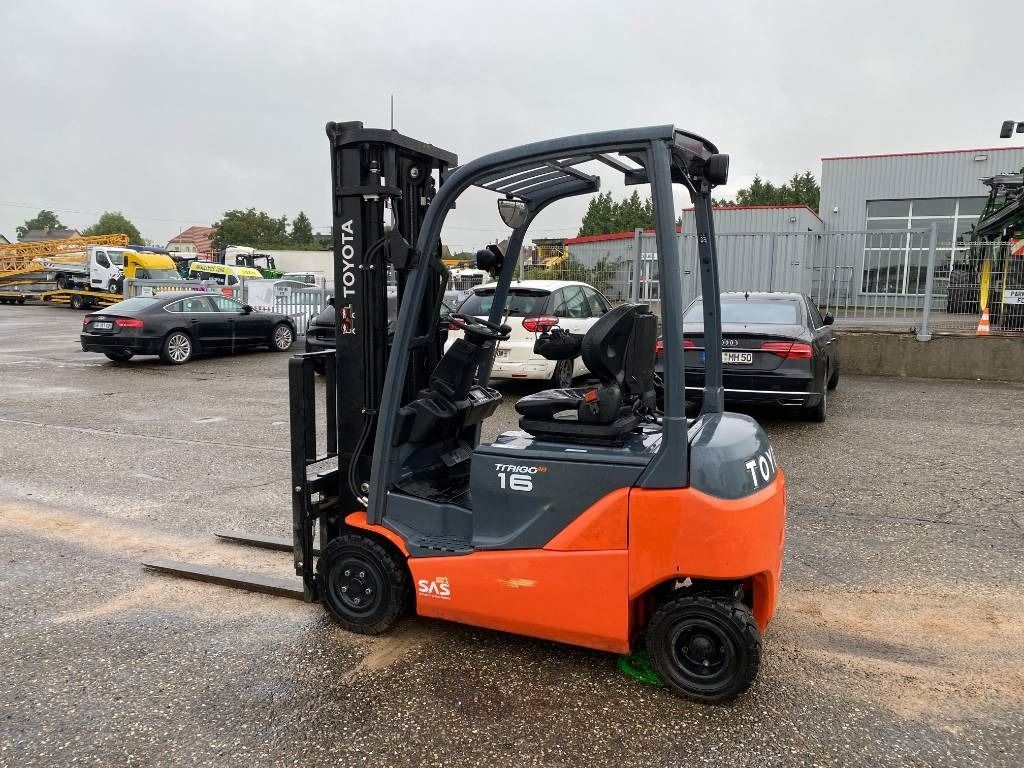 Toyota TRAIGO 48/16-8FBMK16T endommagé - Električni viličar: slika Toyota TRAIGO 48/16-8FBMK16T endommagé - Električni viličar Toyota TRAIGO 48/16-8FBMK16T endommagé - Električni viličar: slika Toyota TRAIGO 48/16-8FBMK16T endommagé - Električni viličar