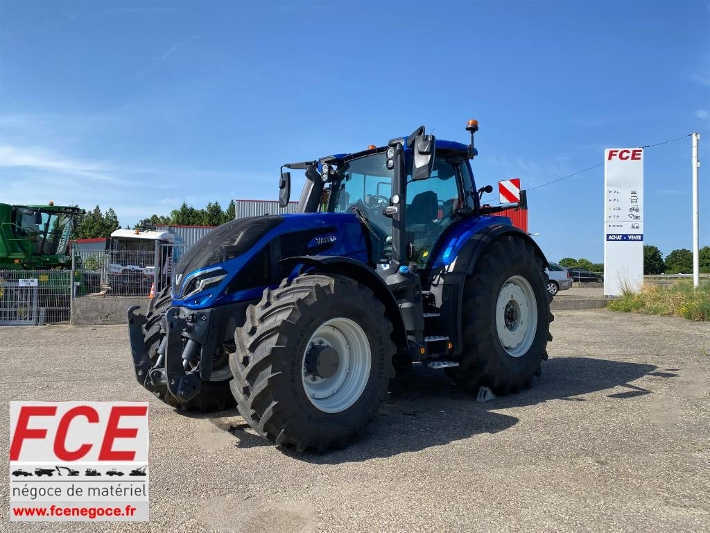 Valtra Q 285 Carte Grise Française 1er Main endommagé - Traktor: slika Valtra Q 285 Carte Grise Française 1er Main endommagé - Traktor Valtra Q 285 Carte Grise Française 1er Main endommagé - Traktor: slika Valtra Q 285 Carte Grise Française 1er Main endommagé - Traktor