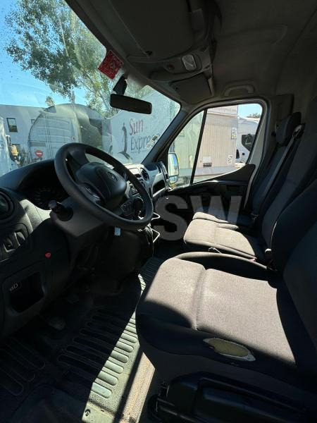 Renault Master DCI 145 - Dostavno vozilo sa zatvorenim sandukom: slika Renault Master DCI 145 - Dostavno vozilo sa zatvorenim sandukom Renault Master DCI 145 - Dostavno vozilo sa zatvorenim sandukom: slika Renault Master DCI 145 - Dostavno vozilo sa zatvorenim sandukom