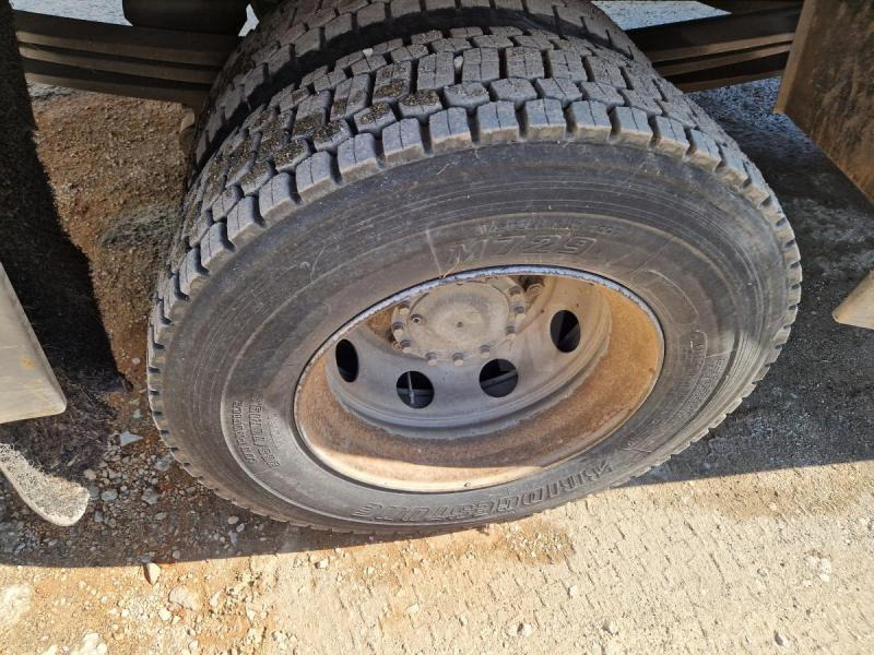 Kamion sandučar Renault Midlum 220 DCI: slika Kamion sandučar Renault Midlum 220 DCI