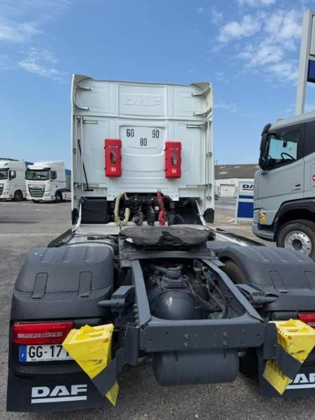 DAF XF 530 - Tegljač: slika DAF XF 530 - Tegljač DAF XF 530 - Tegljač: slika DAF XF 530 - Tegljač