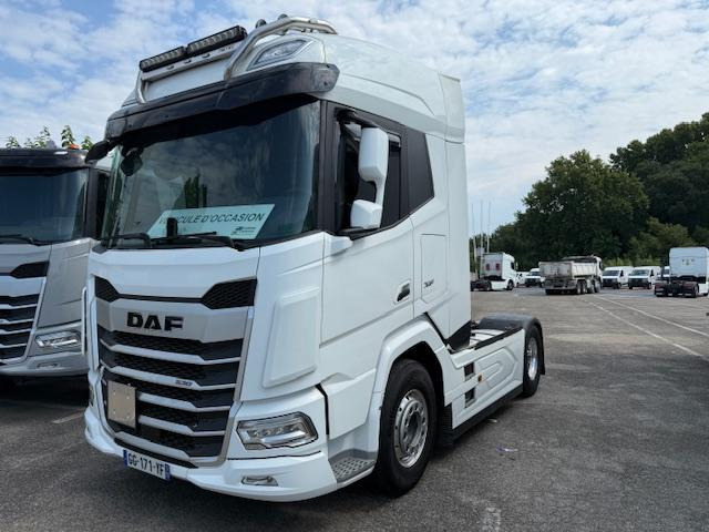 DAF XF 530 - Tegljač: slika DAF XF 530 - Tegljač DAF XF 530 - Tegljač: slika DAF XF 530 - Tegljač