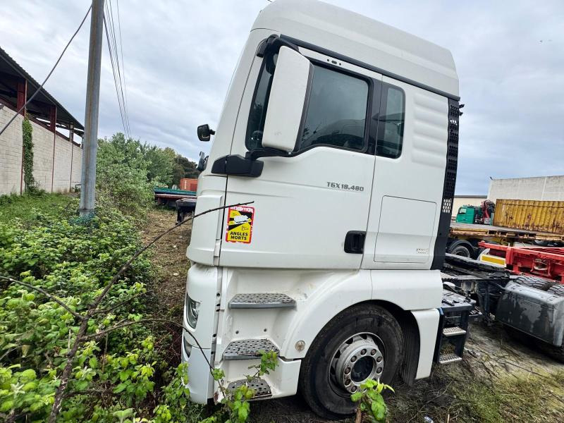 MAN TGX 18.480 - Tegljač: slika MAN TGX 18.480 - Tegljač MAN TGX 18.480 - Tegljač: slika MAN TGX 18.480 - Tegljač