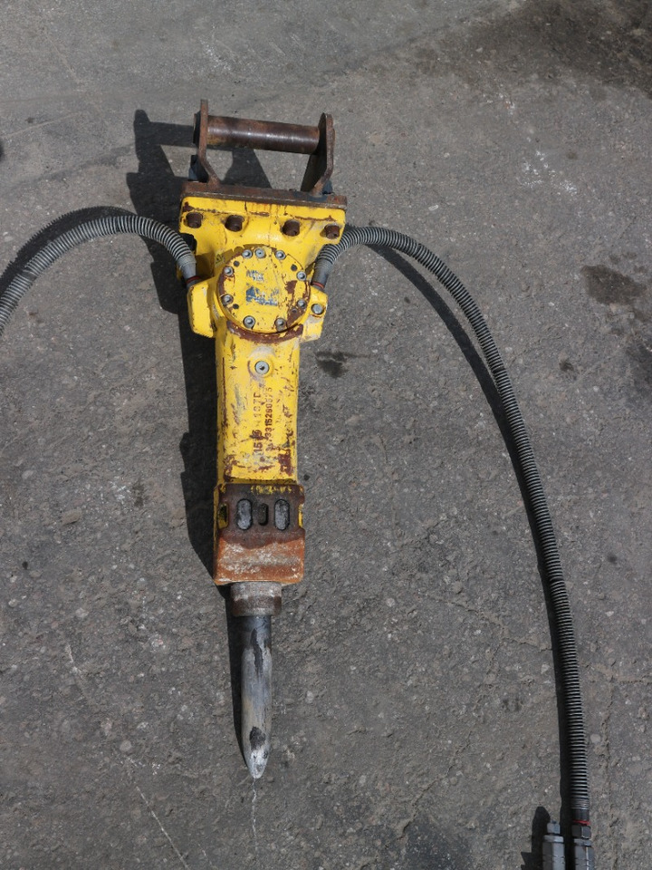 Atlas Copco SB152 - Hidraulični čekić: slika Atlas Copco SB152 - Hidraulični čekić Atlas Copco SB152 - Hidraulični čekić: slika Atlas Copco SB152 - Hidraulični čekić