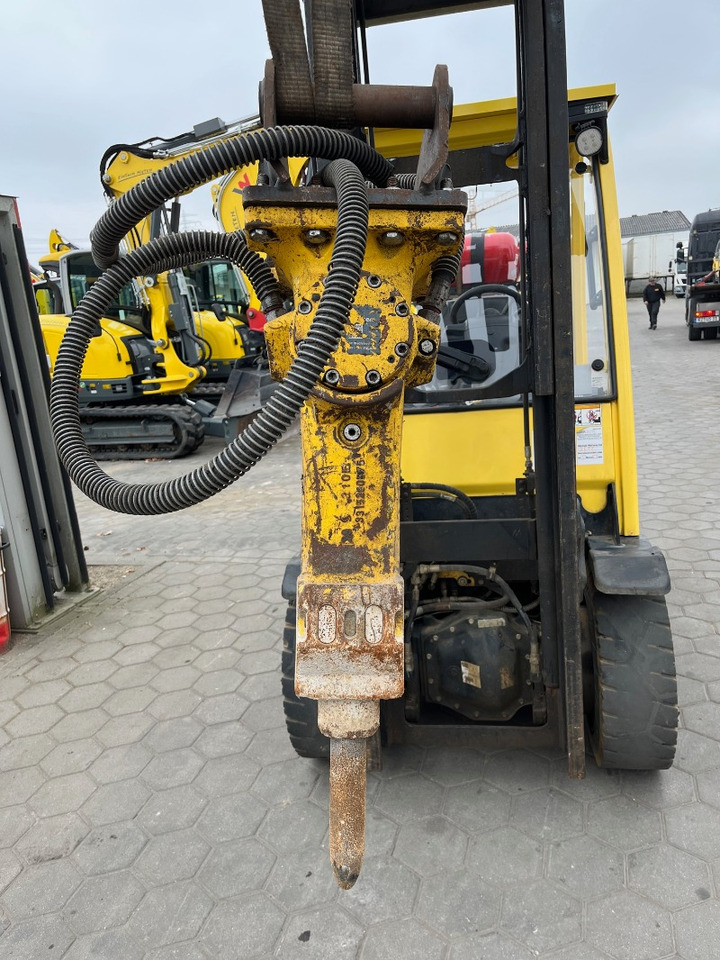 Atlas Copco SB152 - Hidraulični čekić: slika Atlas Copco SB152 - Hidraulični čekić Atlas Copco SB152 - Hidraulični čekić: slika Atlas Copco SB152 - Hidraulični čekić