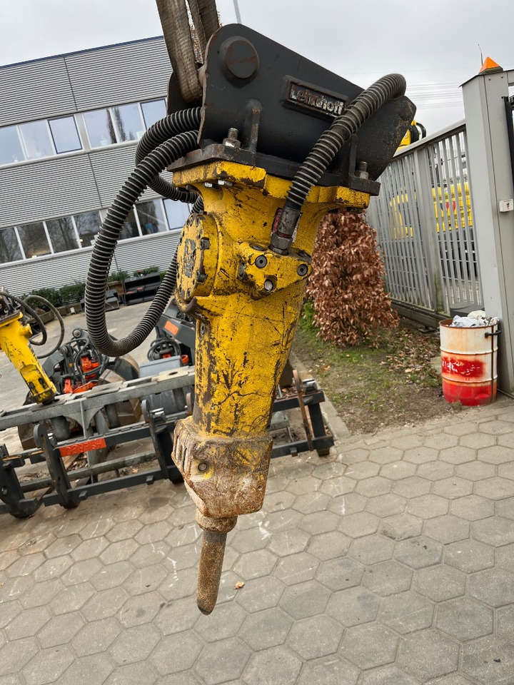 Atlas Copco SB152 - Hidraulični čekić: slika Atlas Copco SB152 - Hidraulični čekić Atlas Copco SB152 - Hidraulični čekić: slika Atlas Copco SB152 - Hidraulični čekić