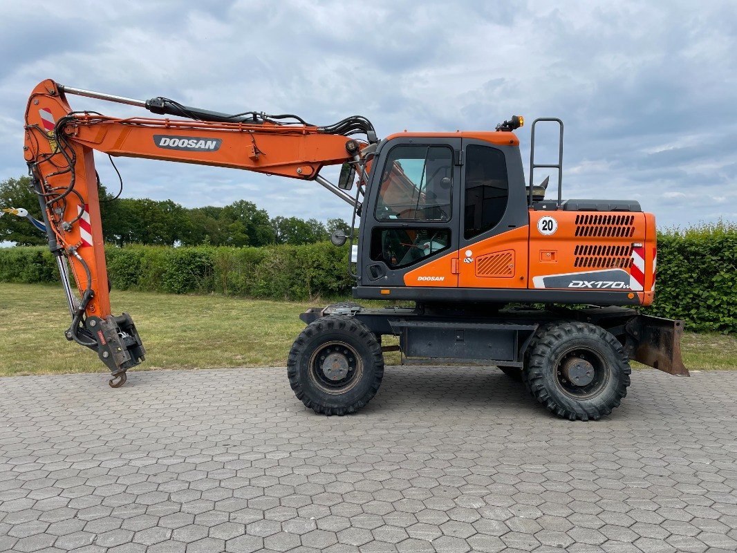 Doosan DX170W-5 - Autodizalica: slika Doosan DX170W-5 - Autodizalica Doosan DX170W-5 - Autodizalica: slika Doosan DX170W-5 - Autodizalica
