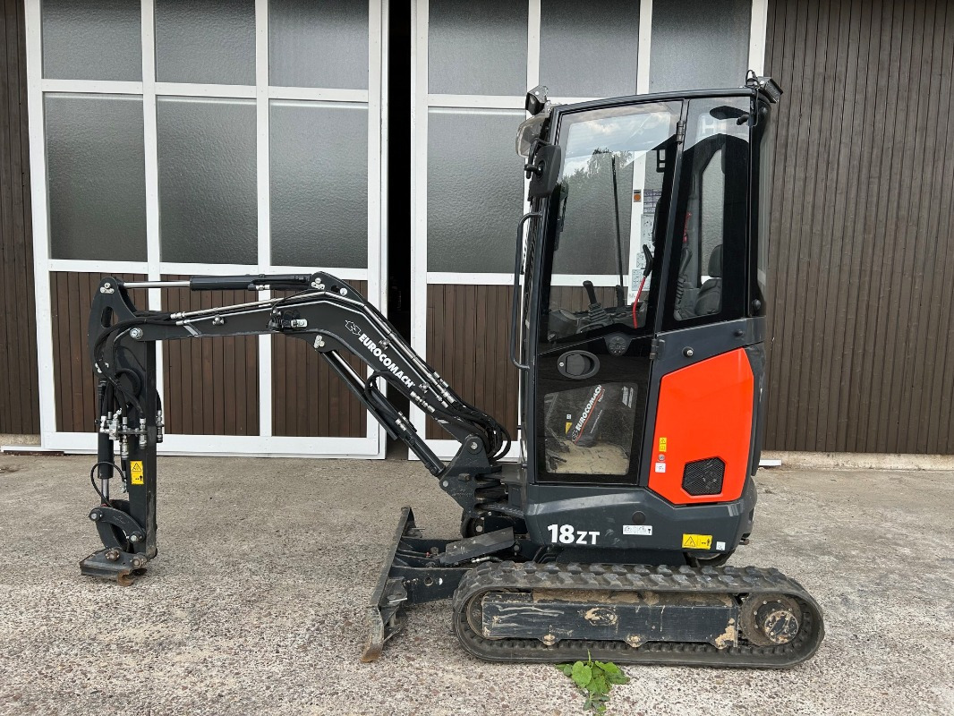 Eurocomach 18ZT - Mini bager: slika Eurocomach 18ZT - Mini bager Eurocomach 18ZT - Mini bager: slika Eurocomach 18ZT - Mini bager