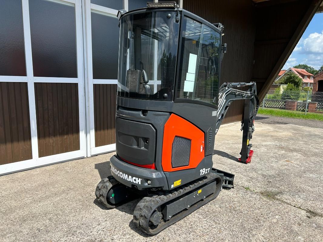 Eurocomach 19ZT - Mini bager: slika Eurocomach 19ZT - Mini bager Eurocomach 19ZT - Mini bager: slika Eurocomach 19ZT - Mini bager