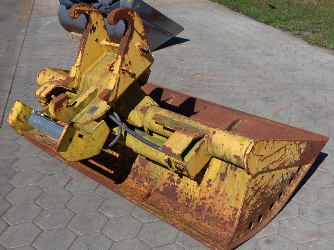 GRABENLÖFFEL, 2000 MM BRE - Korpa: slika GRABENLÖFFEL, 2000 MM BRE - Korpa GRABENLÖFFEL, 2000 MM BRE - Korpa: slika GRABENLÖFFEL, 2000 MM BRE - Korpa