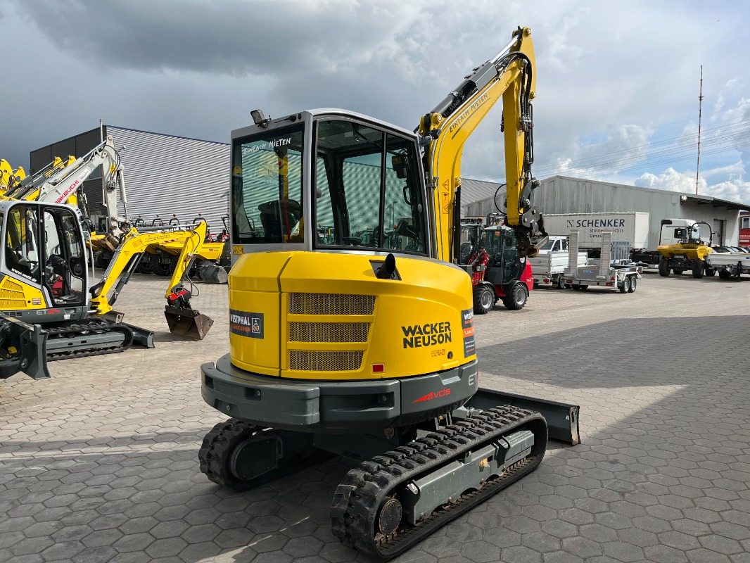 Neuson ET35 - Mini bager: slika Neuson ET35 - Mini bager Neuson ET35 - Mini bager: slika Neuson ET35 - Mini bager