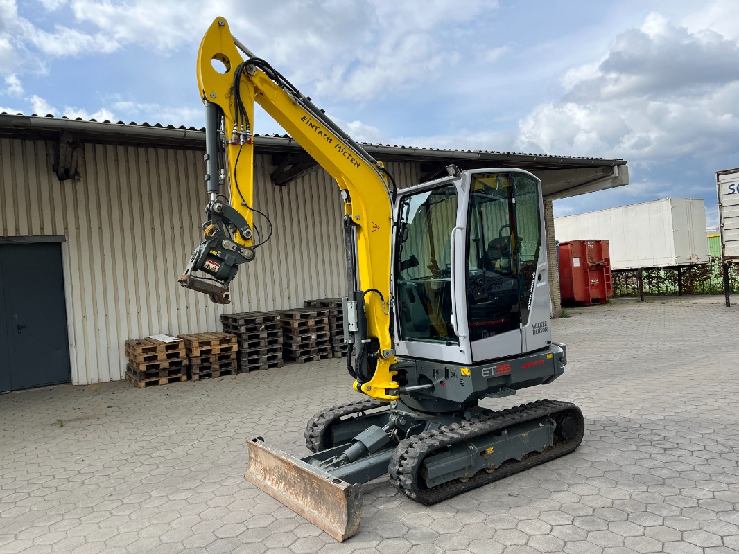 Neuson ET35 - Mini bager: slika Neuson ET35 - Mini bager Neuson ET35 - Mini bager: slika Neuson ET35 - Mini bager