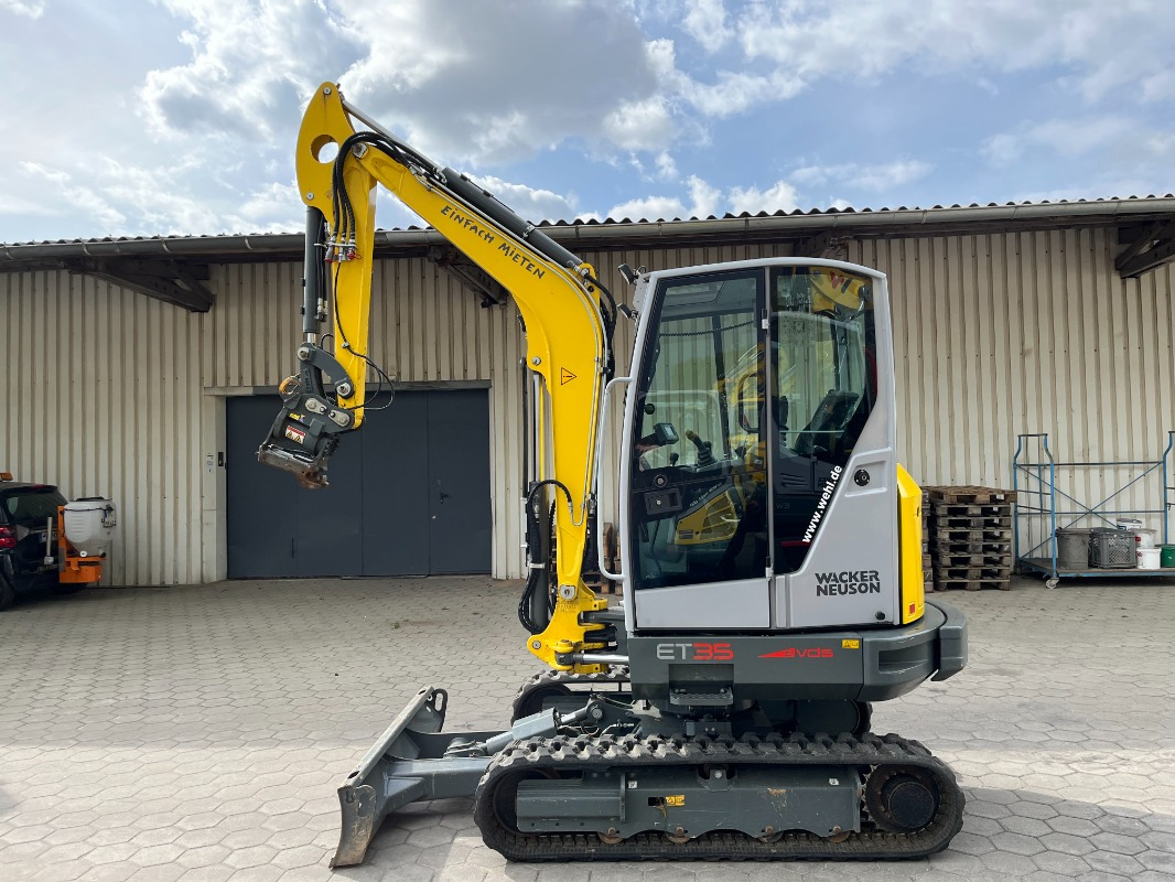 Neuson ET35 - Mini bager: slika Neuson ET35 - Mini bager Neuson ET35 - Mini bager: slika Neuson ET35 - Mini bager