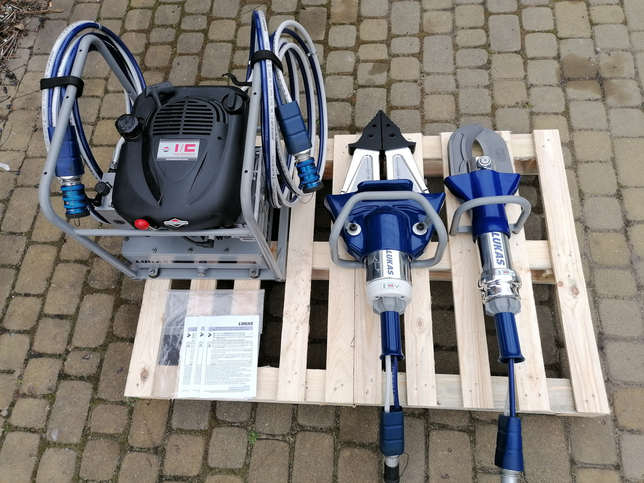 LUKAS - Autoservisna oprema: slika LUKAS - Autoservisna oprema LUKAS - Autoservisna oprema: slika LUKAS - Autoservisna oprema