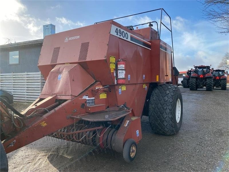 Hesston Hesston 4900 - Kvadratna balirka: slika Hesston Hesston 4900 - Kvadratna balirka Hesston Hesston 4900 - Kvadratna balirka: slika Hesston Hesston 4900 - Kvadratna balirka