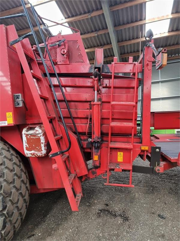 Massey Ferguson >190 bigpallepresser Parkland Ballevogn - Kvadratna balirka: slika Massey Ferguson >190 bigpallepresser Parkland Ballevogn - Kvadratna balirka Massey Ferguson >190 bigpallepresser Parkland Ballevogn - Kvadratna balirka: slika Massey Ferguson >190 bigpallepresser Parkland Ballevogn - Kvadratna balirka