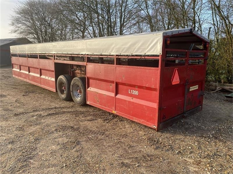 NOC Agro L12250 - Prikolica za poljoprivredna gospodarstva: slika NOC Agro L12250 - Prikolica za poljoprivredna gospodarstva NOC Agro L12250 - Prikolica za poljoprivredna gospodarstva: slika NOC Agro L12250 - Prikolica za poljoprivredna gospodarstva