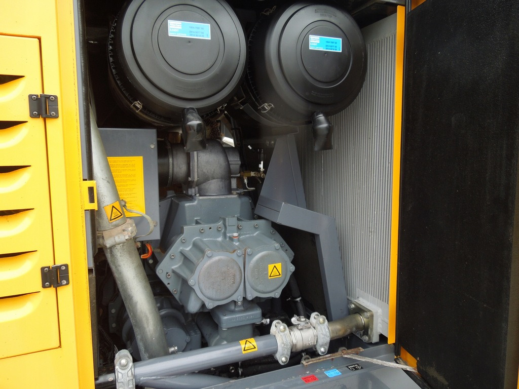 Atlas Copco XRHS366 - Zračni kompresor: slika Atlas Copco XRHS366 - Zračni kompresor Atlas Copco XRHS366 - Zračni kompresor: slika Atlas Copco XRHS366 - Zračni kompresor