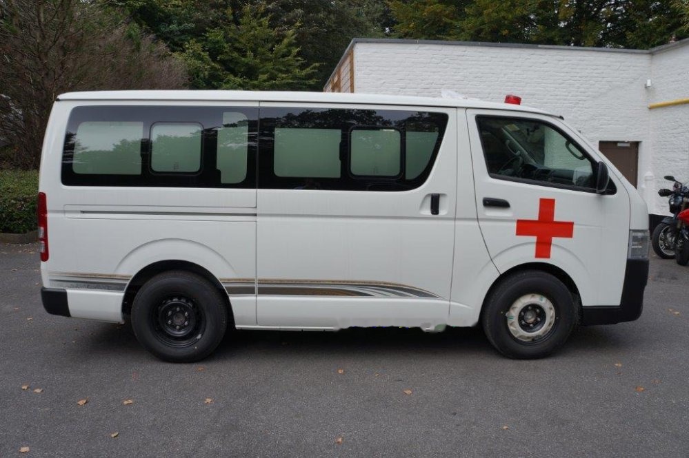 Toyota Hiace STANDARD ROOF ambulance 2.5L Diesel Manual - Minibus, Putnički kombi: slika Toyota Hiace STANDARD ROOF ambulance 2.5L Diesel Manual - Minibus, Putnički kombi Toyota Hiace STANDARD ROOF ambulance 2.5L Diesel Manual - Minibus, Putnički kombi: slika Toyota Hiace STANDARD ROOF ambulance 2.5L Diesel Manual - Minibus, Putnički kombi