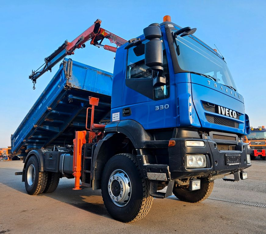 Kiper, Kamion s kranom Iveco Trakker 190T33 4x4 Euro5 Kran Atlas 120.2E Funk: slika Kiper, Kamion s kranom Iveco Trakker 190T33 4x4 Euro5 Kran Atlas 120.2E Funk