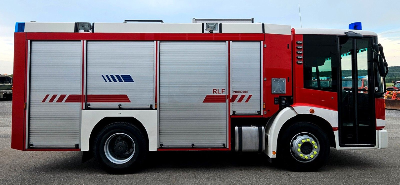 Mercedes-Benz 1829 Feuerwehr Ziegler RLF 2000/300 TLF Winde - Vatrogasno vozilo: slika Mercedes-Benz 1829 Feuerwehr Ziegler RLF 2000/300 TLF Winde - Vatrogasno vozilo Mercedes-Benz 1829 Feuerwehr Ziegler RLF 2000/300 TLF Winde - Vatrogasno vozilo: slika Mercedes-Benz 1829 Feuerwehr Ziegler RLF 2000/300 TLF Winde - Vatrogasno vozilo