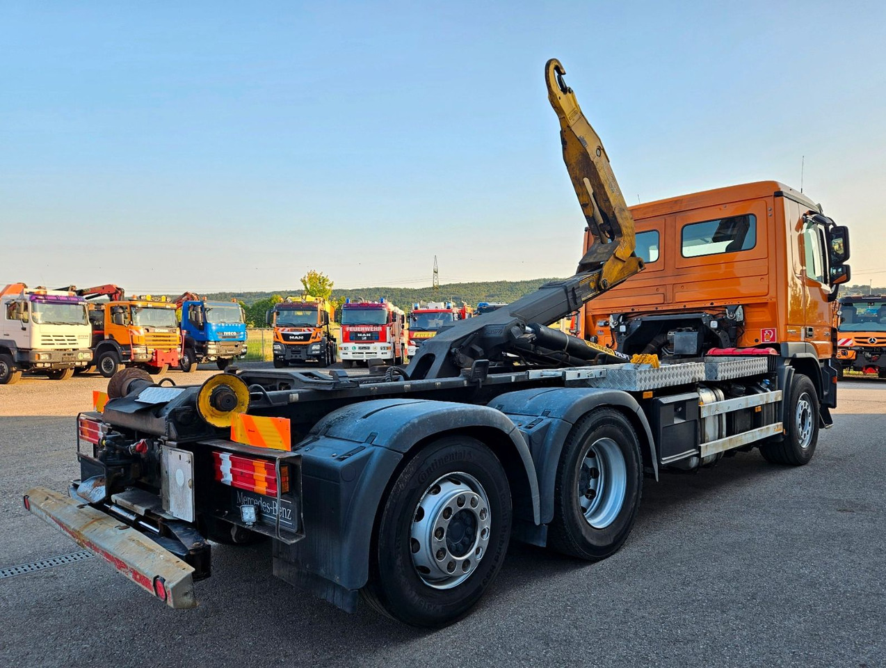 Mercedes-Benz Actros 2532 6x2 MP3 Euro5 - Kamion s kukastom dizalicom: slika Mercedes-Benz Actros 2532 6x2 MP3 Euro5 - Kamion s kukastom dizalicom Mercedes-Benz Actros 2532 6x2 MP3 Euro5 - Kamion s kukastom dizalicom: slika Mercedes-Benz Actros 2532 6x2 MP3 Euro5 - Kamion s kukastom dizalicom