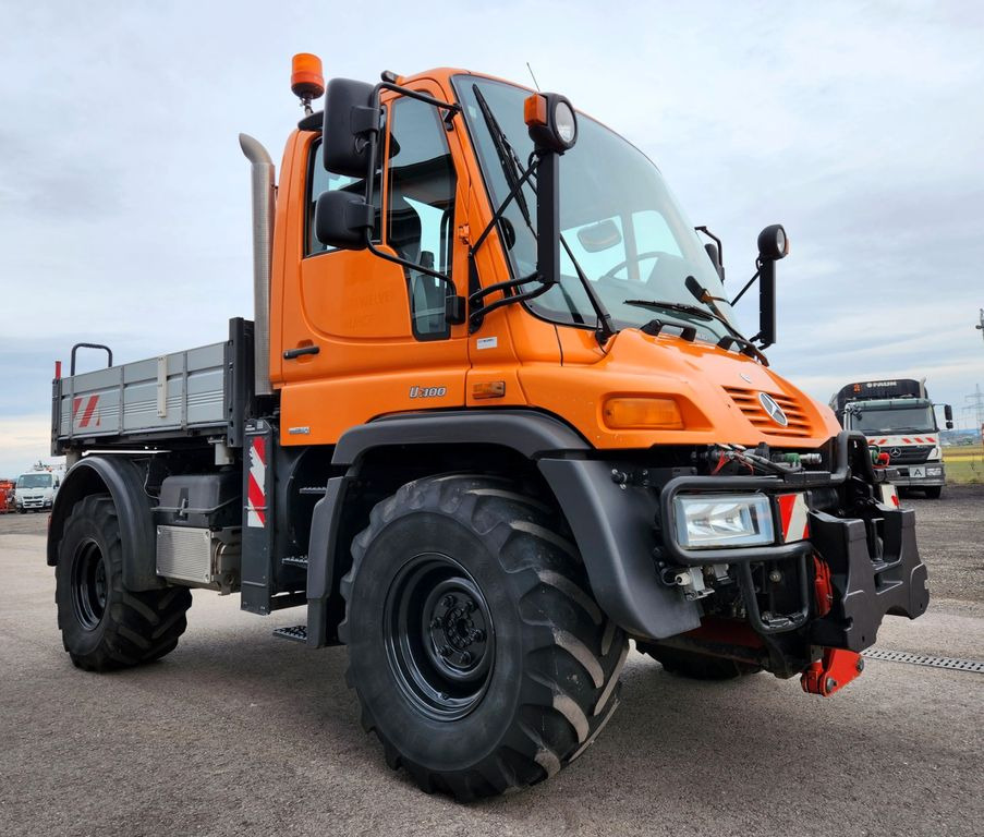Unimog U300 Agrar Euro5 Hydrostat Variopilot Unimog U300 Agrar Euro5 Hydrostat Variopilot - Kiper: slika Unimog U300 Agrar Euro5 Hydrostat Variopilot Unimog U300 Agrar Euro5 Hydrostat Variopilot - Kiper Unimog U300 Agrar Euro5 Hydrostat Variopilot Unimog U300 Agrar Euro5 Hydrostat Variopilot - Kiper: slika Unimog U300 Agrar Euro5 Hydrostat Variopilot Unimog U300 Agrar Euro5 Hydrostat Variopilot - Kiper
