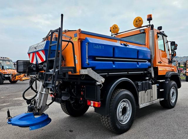 Unimog U423 UGE Euro6 Hydrostat Schmidt Stratos - Kiper: slika Unimog U423 UGE Euro6 Hydrostat Schmidt Stratos - Kiper Unimog U423 UGE Euro6 Hydrostat Schmidt Stratos - Kiper: slika Unimog U423 UGE Euro6 Hydrostat Schmidt Stratos - Kiper