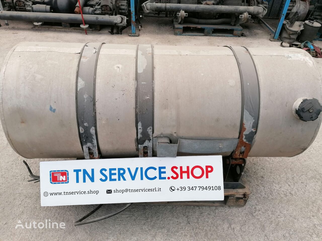 Spremnik goriva za Kamion 625 LT (20375378): slika Spremnik goriva za Kamion 625 LT (20375378)