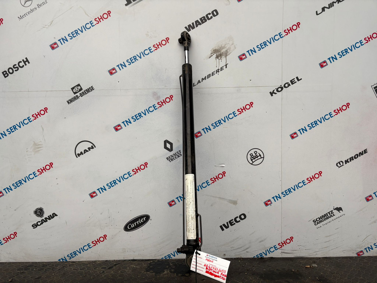 Pistoni MAN IVECO - Hidraulika za Kamion: slika Pistoni MAN IVECO - Hidraulika za Kamion Pistoni MAN IVECO - Hidraulika za Kamion: slika Pistoni MAN IVECO - Hidraulika za Kamion