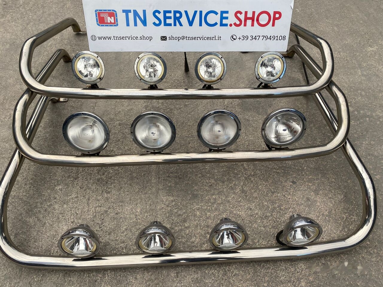 Roll bar Volvo - Svjetla/ Rasvjeta za Kamion: slika Roll bar Volvo - Svjetla/ Rasvjeta za Kamion Roll bar Volvo - Svjetla/ Rasvjeta za Kamion: slika Roll bar Volvo - Svjetla/ Rasvjeta za Kamion