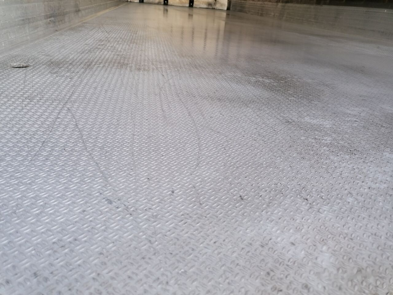 Kamion hladnjača Renault Premium 440: slika Kamion hladnjača Renault Premium 440