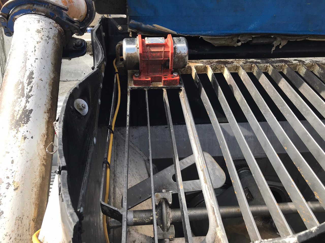 PUTZMEISTER 20M 4 Section - Beton pumpa: slika PUTZMEISTER 20M 4 Section - Beton pumpa PUTZMEISTER 20M 4 Section - Beton pumpa: slika PUTZMEISTER 20M 4 Section - Beton pumpa