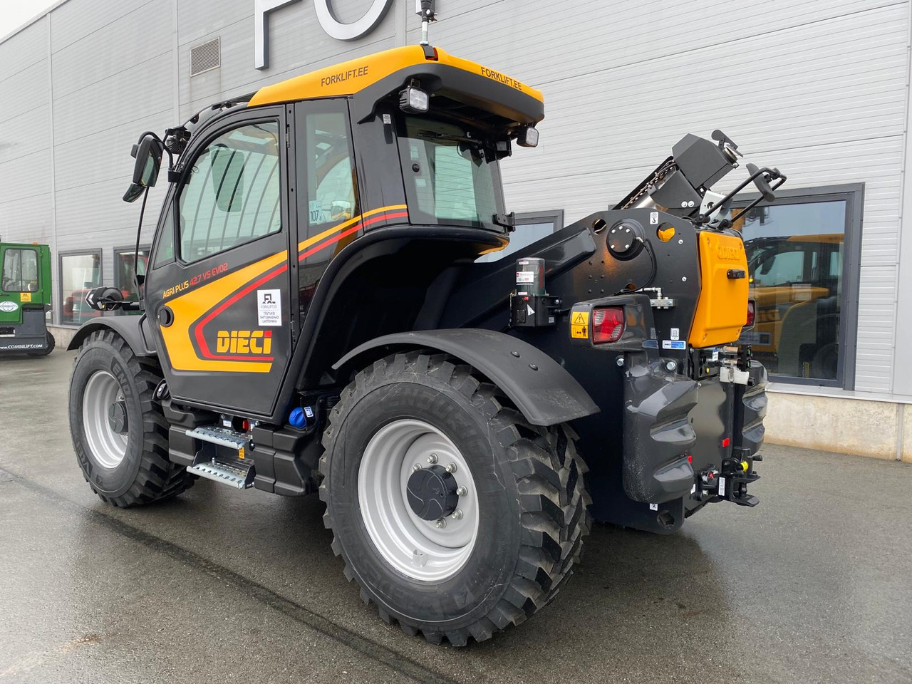 Dieci Agri Plus 42.7 VS EVO2 GD - Teleskopski rukovatelj: slika Dieci Agri Plus 42.7 VS EVO2 GD - Teleskopski rukovatelj Dieci Agri Plus 42.7 VS EVO2 GD - Teleskopski rukovatelj: slika Dieci Agri Plus 42.7 VS EVO2 GD - Teleskopski rukovatelj